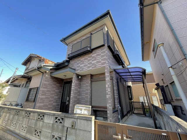 岩槻区本宿戸建ての外観