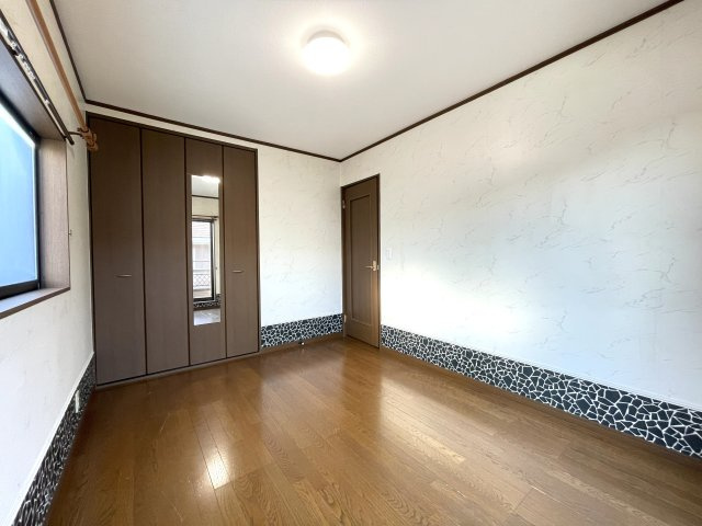 岩槻区本宿戸建ての寝室