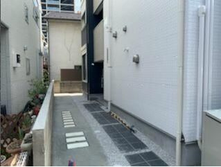 大山西町レジデンスのエントランス