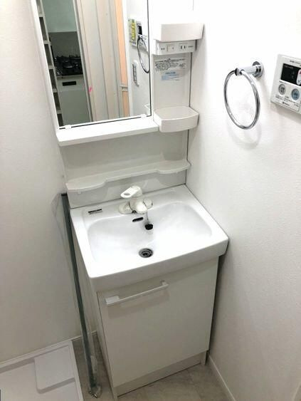 大山西町レジデンスの洗面所
