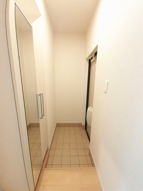 アルファⅡ号館の玄関