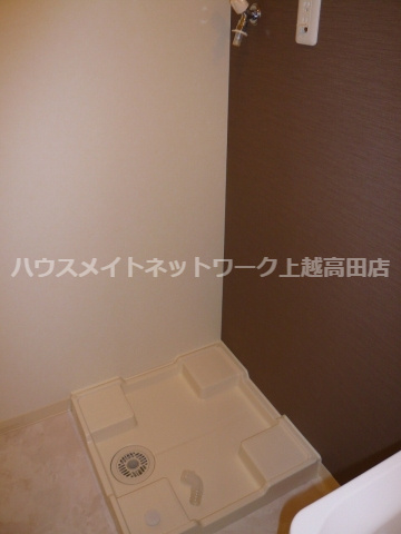 プリヨン高田のその他|洗濯機置場
