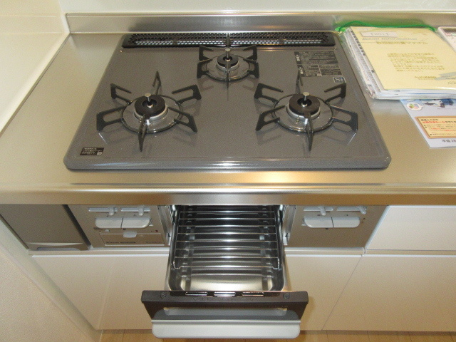 メゾン京のキッチン|★3口ガスコンロ★
