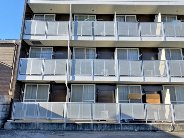 レオパレスフラワーのバルコニー