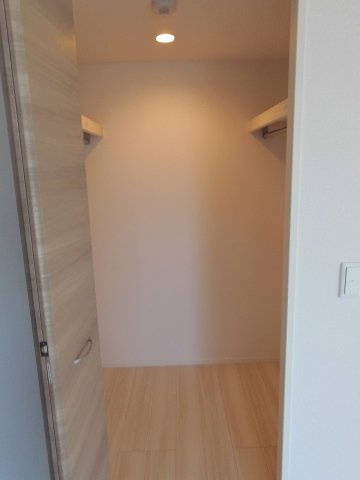 シャルムソレイユⅠ番館の収納