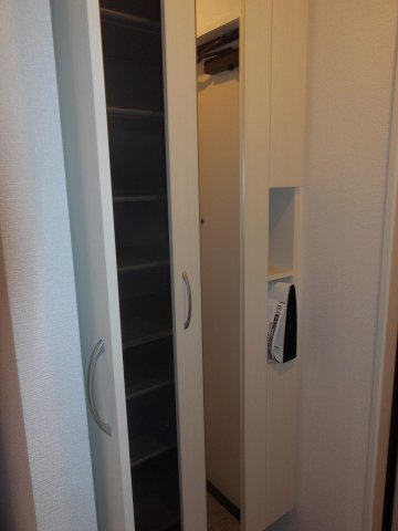 シャルムソレイユⅠ番館の収納