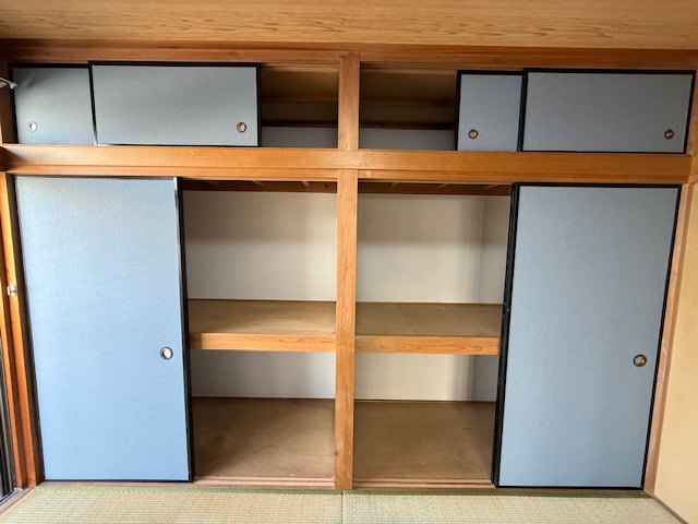 フォーラム中央の収納