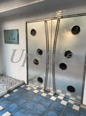 【エントランス】 | ブライズ後楽園