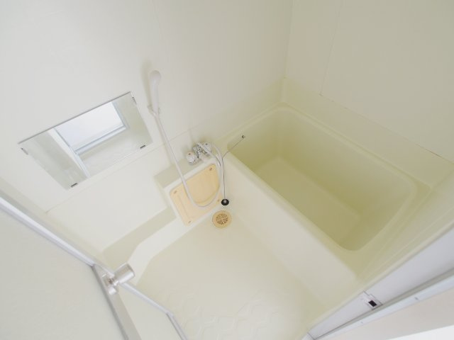 ミリオンハイム東昭和町の浴室