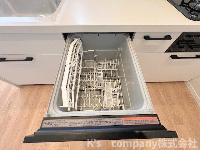 ◎茅ヶ崎市本村4丁目　グラン・コート湘南茅ヶ崎のキッチン|食器洗い乾燥機付きで家事の時短に役立ちます☆