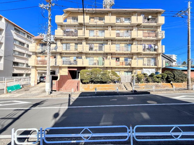 東戸塚ヒミコマンションの外観|◆管理体制良好なマンションです。清潔感のあるエントランスに開放感のある住環境。
