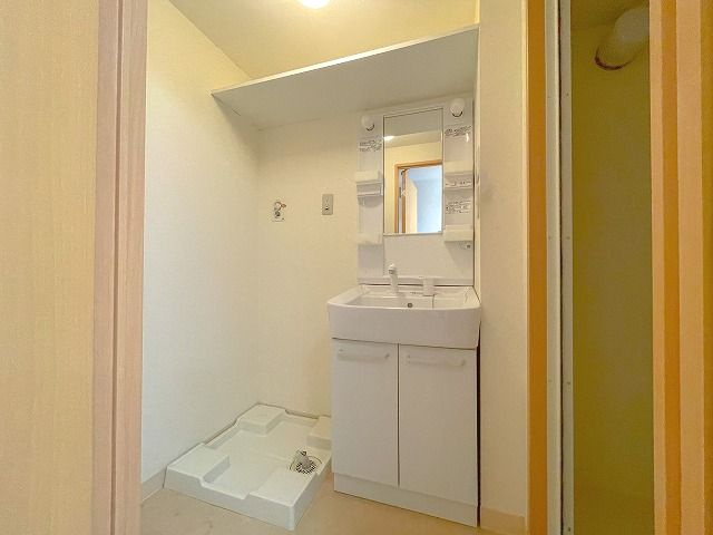 マリベールアネシスの独立洗面台|独立洗面化粧台付き