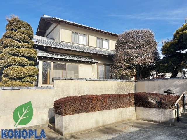 【中古戸建】太田市藪塚町の外観|■外観｜広いオウチで伸び伸びと…！そんな願いが叶う160坪以上の敷地、3台駐車可能です♪