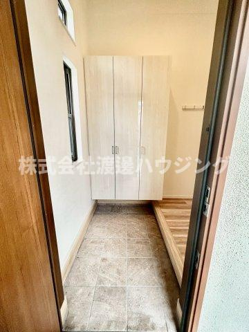 ジオガーデン彩都茨木の玄関