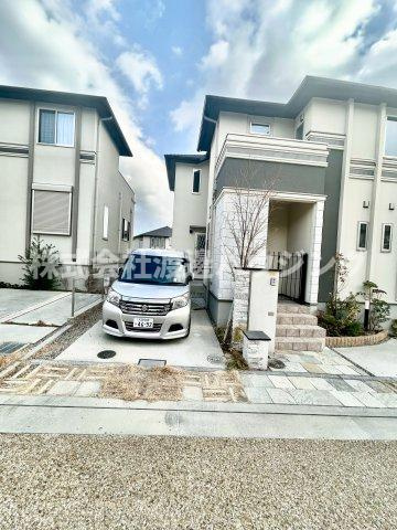 ジオガーデン彩都茨木の駐車場|駐車スペース2台分確保