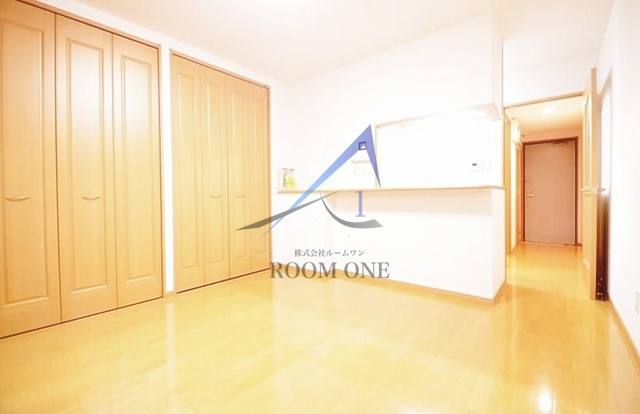 エクセシオーネ目黒の居間・リビング|洋室のお部屋です。