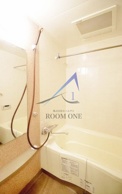 エクセシオーネ目黒の浴室|お風呂です。