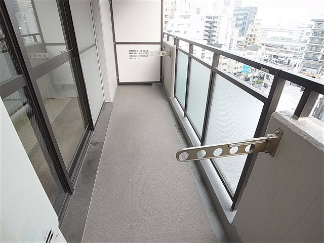 サンヴェール神戸のバルコニー|日当たりの良い南向きバルコニー