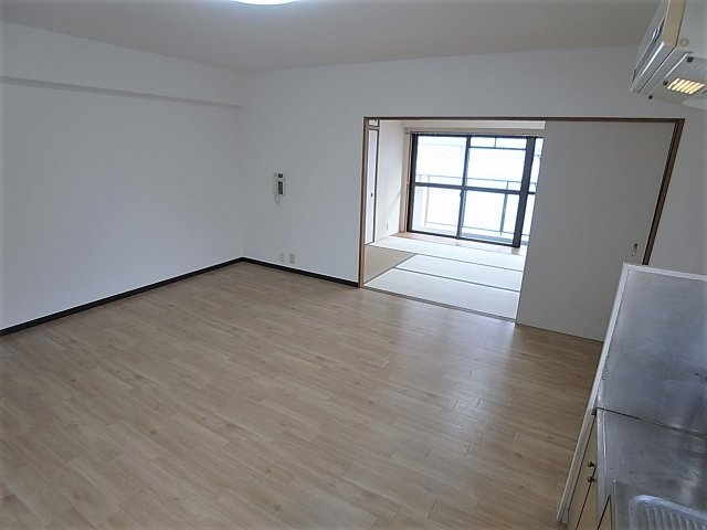 サンヴェール神戸の設備|広々開放感の有るリビング