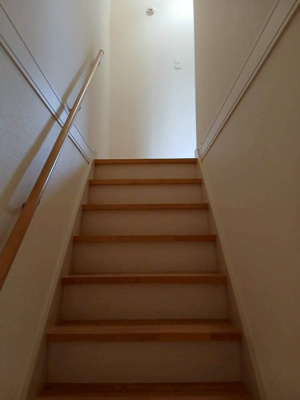 【内装】 | Le temps calme B（ルタンキャルム） | 階段です