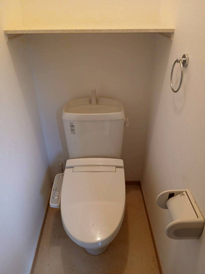 【トイレ】 | Le temps calme B（ルタンキャルム） | 清潔感のあるトイレです