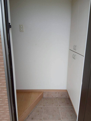 【玄関】 | Le temps calme B（ルタンキャルム） | ゆったりとした玄関です