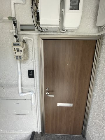 ヴァンクール高東町の玄関