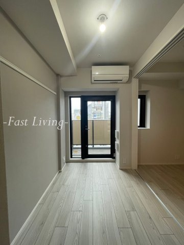 クロスレジデンス神田神保町の居間・リビング