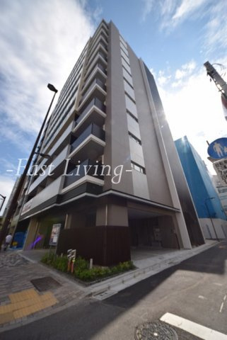 プラウドフラット外神田のエントランス