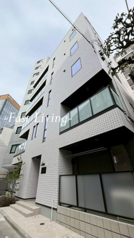 フラッツ平河町のエントランス