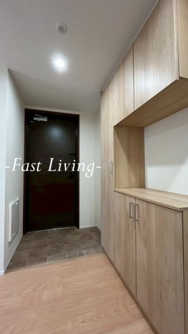 フラッツ平河町の玄関