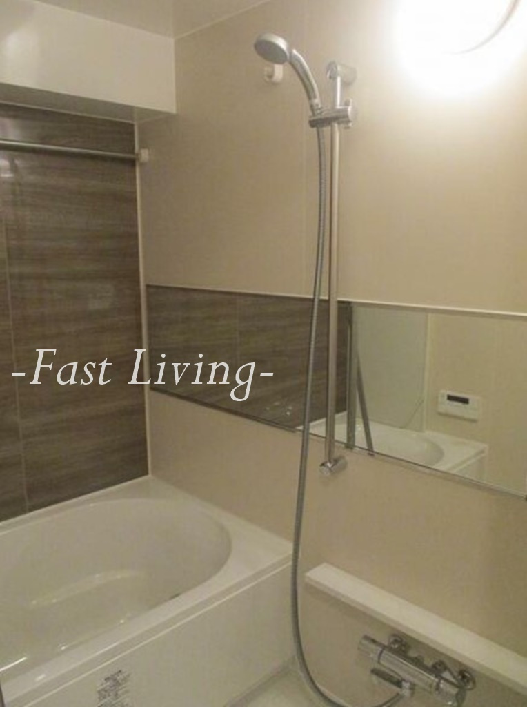 クレストコート文京湯島の浴室