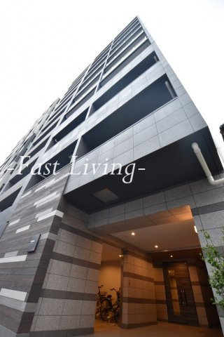 リブリ・神楽坂のエントランス