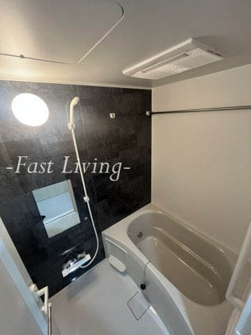 ルーセントK台東の浴室