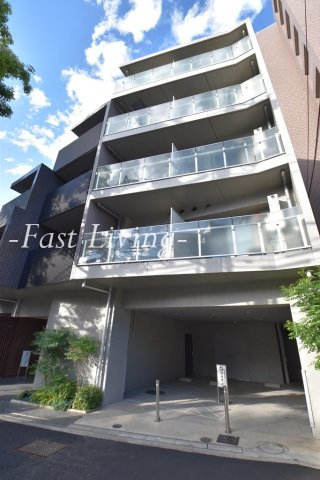 ZOOM飯田橋のエントランス