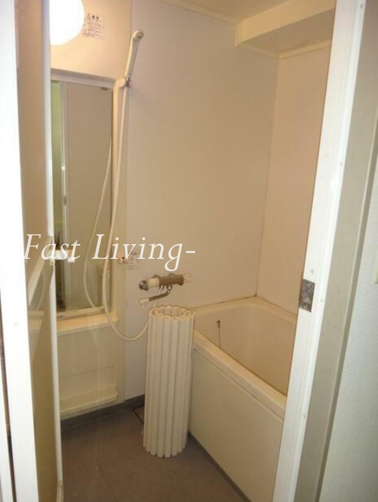 MYハイツ本郷の浴室