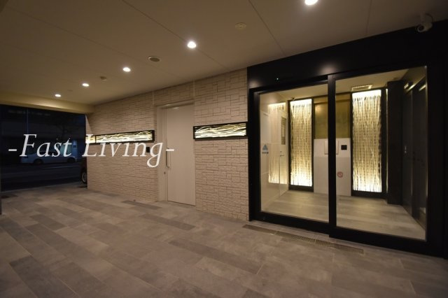 リバーレ日本橋三越前のロビー