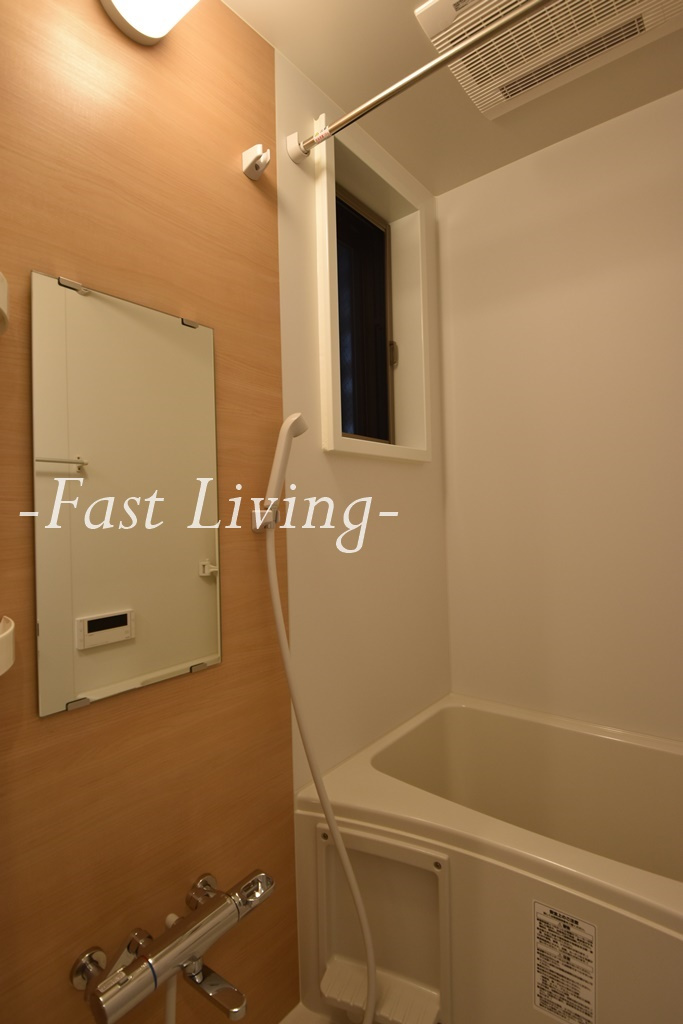 リバーレ日本橋三越前の浴室