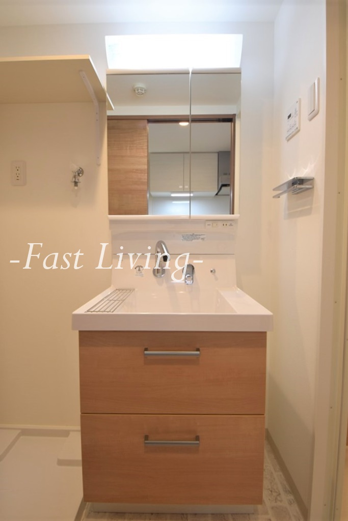 リバーレ日本橋三越前の洗面所