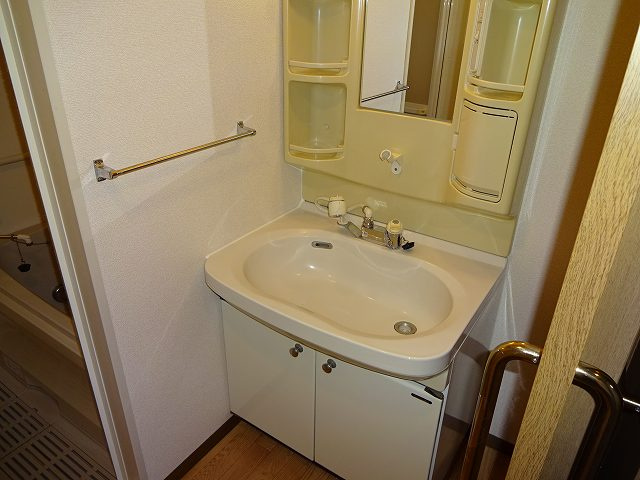 ユアーズホーム舞岡の洗面所|※別号室の参考写真です。