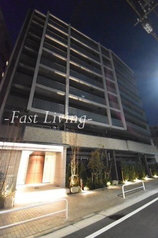 リビオ四谷のエントランス