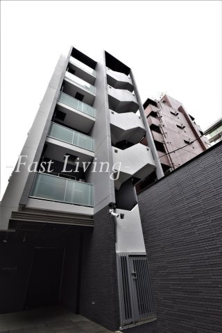 コートヒル本郷のエントランス