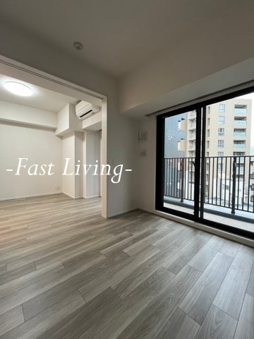 ジオエント本郷三丁目の居間・リビング