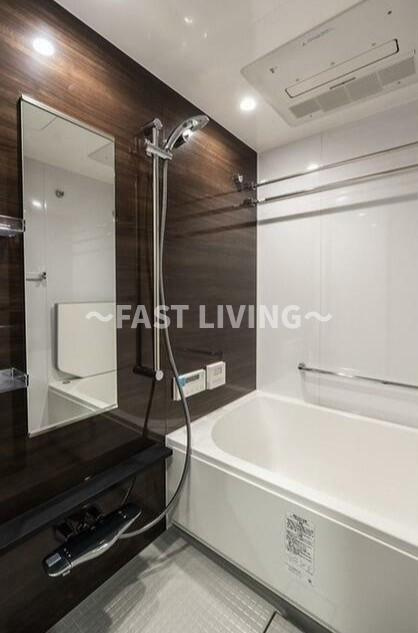 LIBR GRANT 四谷三丁目の浴室