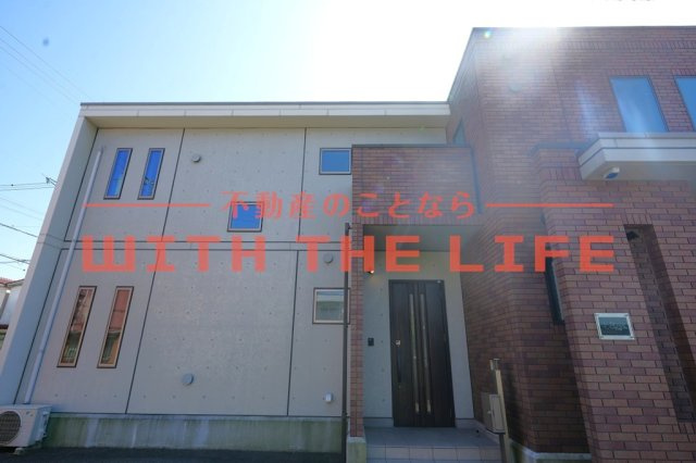 THE PEARL（ザ・パール）六ツ門南【キャッシュバック対象物件】の居間・リビング|使いやすいリビングです