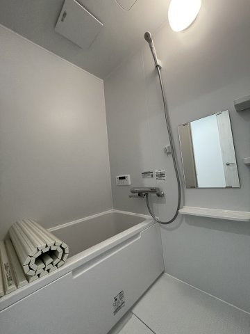 ヴァンクール高東町の浴室