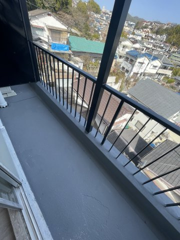 ヴァンクール高東町のバルコニー