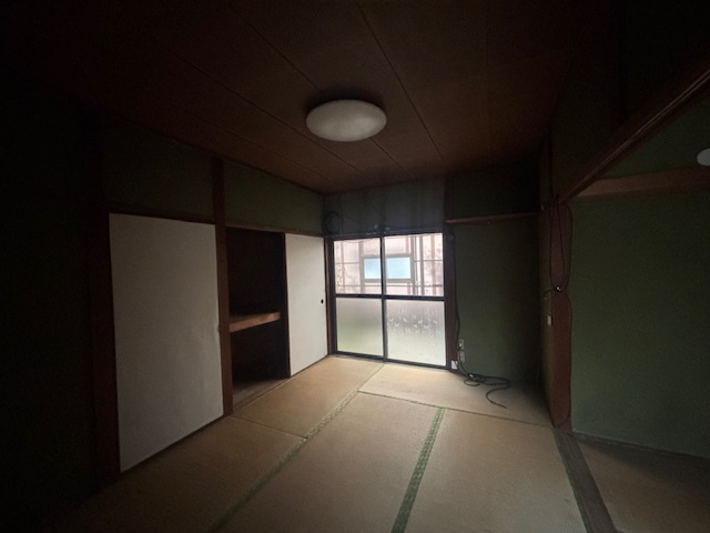 妻崎開作売り土地建物の和室|趣のある和室です