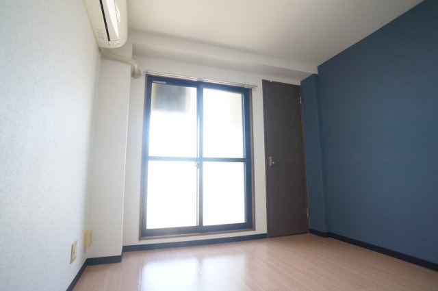 奈良パークヒルズの居間・リビング