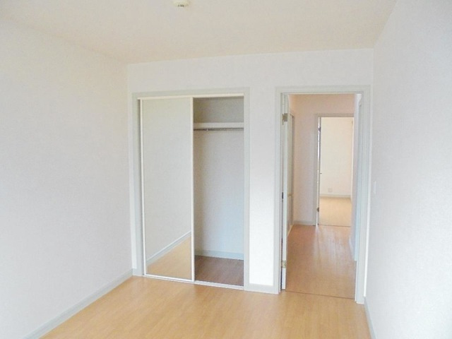 グランベル弐番館の収納|※同タイプの部屋写真です